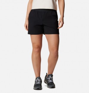 Black Women Columbia Leslie Falls™ Shorts | 24160001