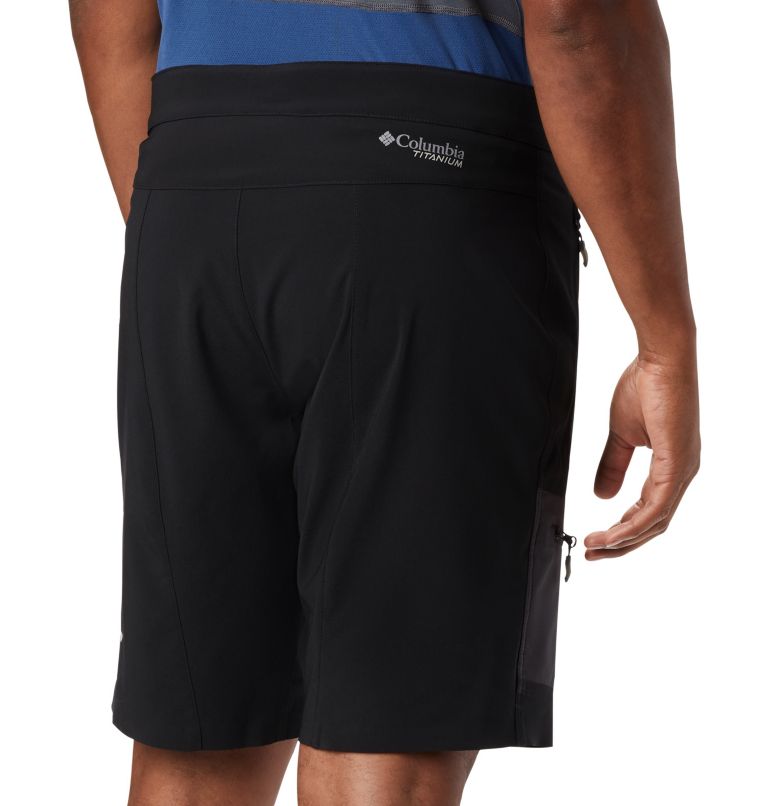 Black Men Columbia Titan Pass™ Shorts | 41172611