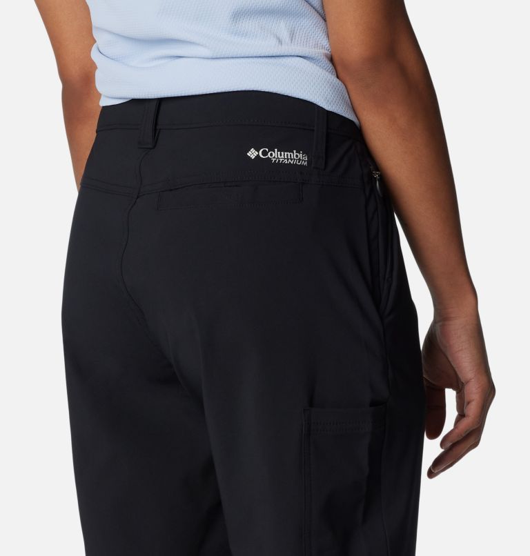 Black Women Columbia Back Beauty™ Softshell Hiking Shorts | 1036766