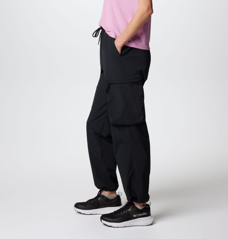 Black Women Columbia Boundless Trek™ Cargo Pants | 53805184