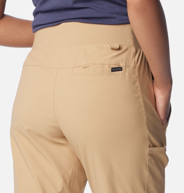 Brown Women Columbia Leslie Falls™ Capri Hiking Pants | 91023060