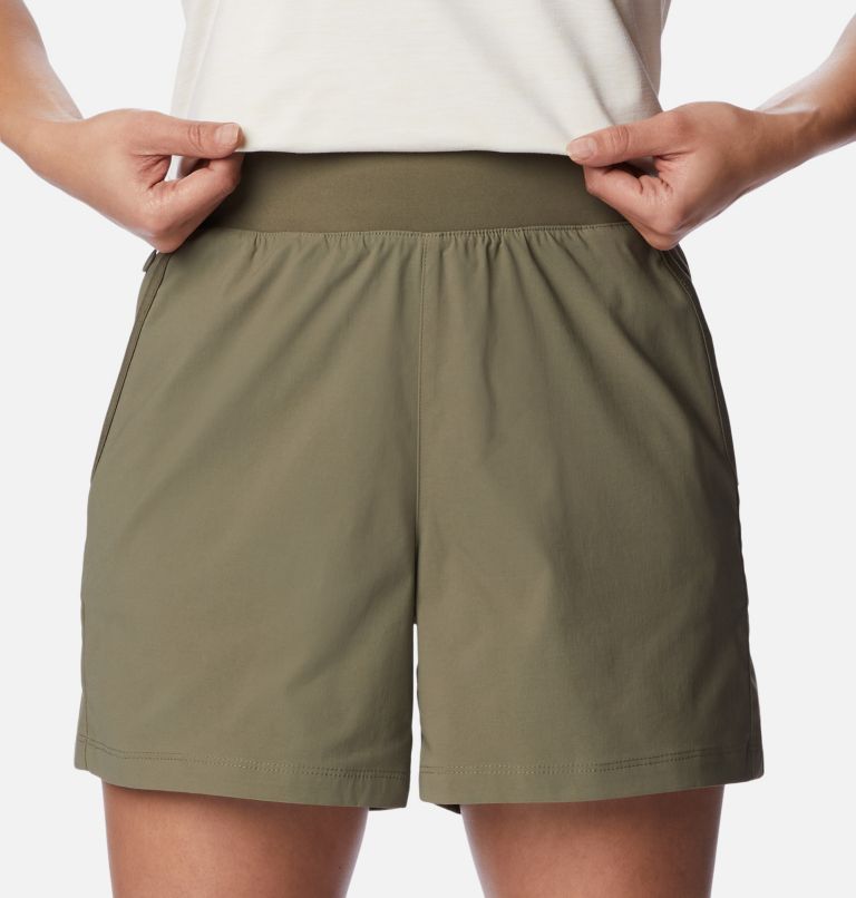 Green Women Columbia Leslie Falls™ Shorts | 4173331