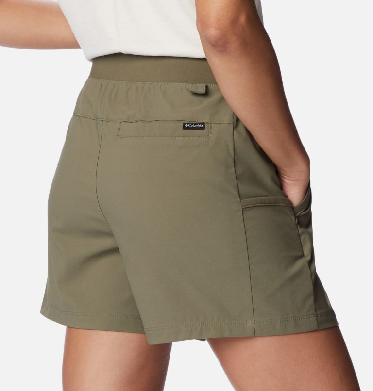 Green Women Columbia Leslie Falls™ Shorts | 4173331