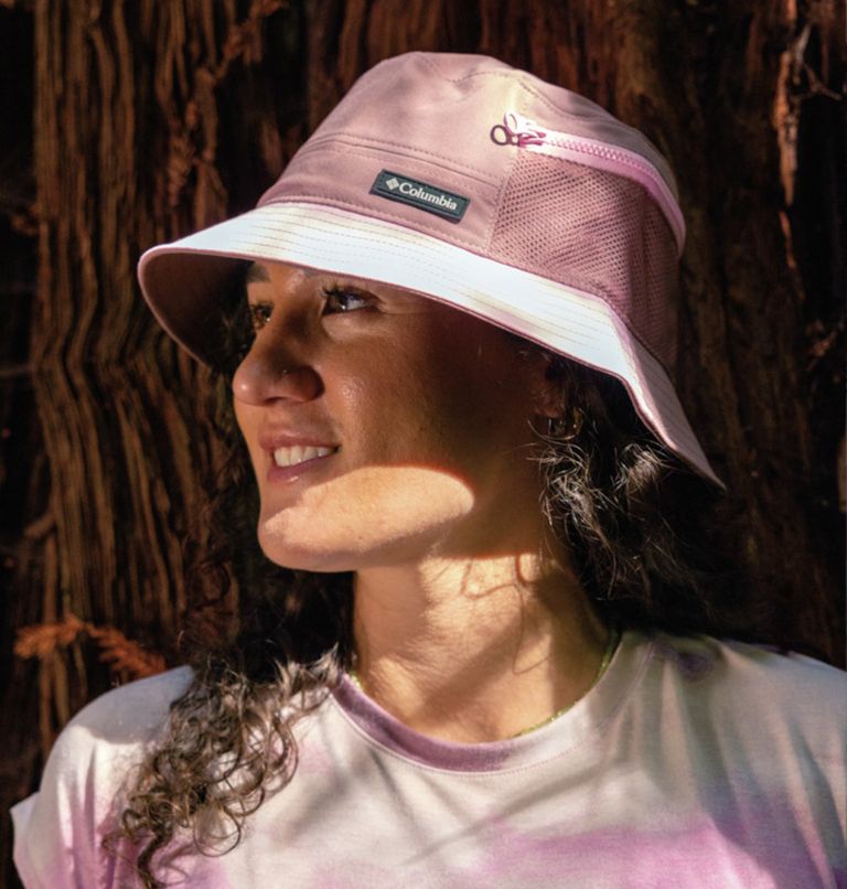 Pink Men Columbia Trek™ Bucket Hats | 63727914