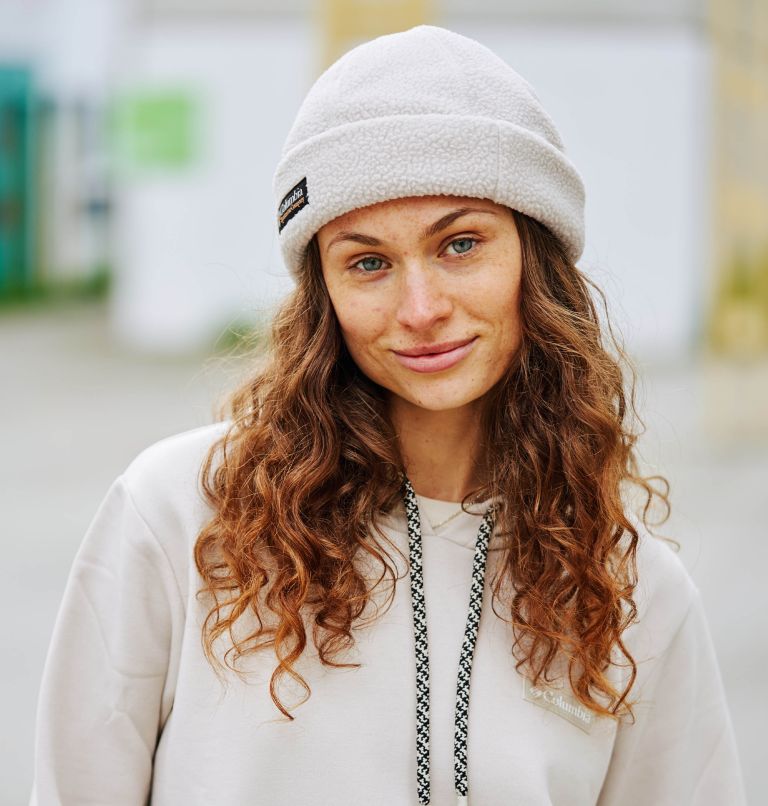 White Women Columbia Helvetia™ Sherpa Beanie | 15313313